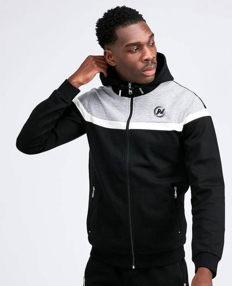 1 Tracksuit - Image 1